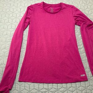 Athletic Works Fuchsia Long Sleeve Tee Women’s size XS Thumb Holes, Polyester